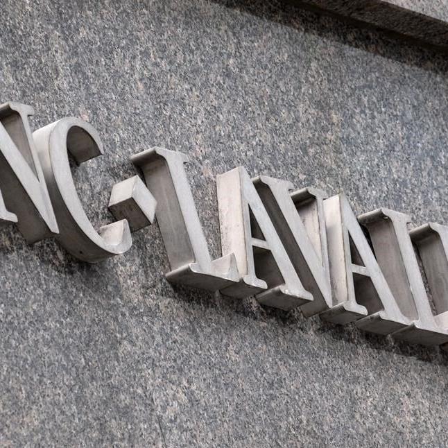 SNC-Lavalin launches strategic review, tries to put cash-draining contracts behind it